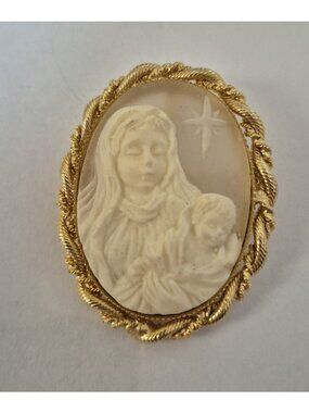 Vintage Signed Jane Davis Cameo Virgin Mary and Baby Jesus Brooch  1997